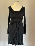Noa Noa Kleid in Schwarz mit Paillettendetail, Vorderansicht