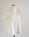 Soaked in Luxury Sommerbluse in Creme mit Lochstickerei, Vorderansicht